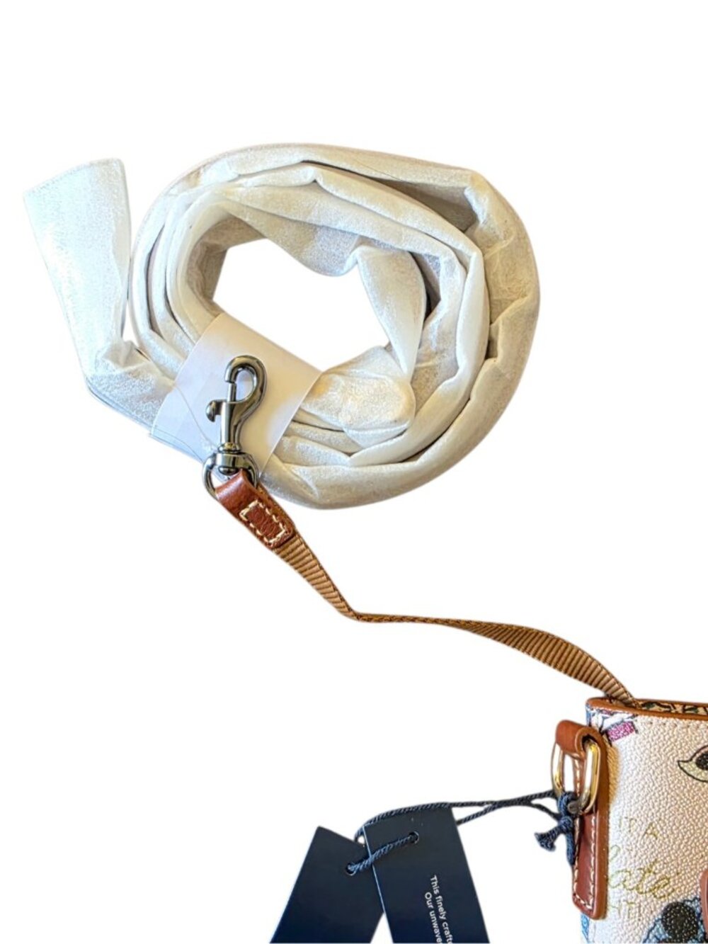 Disney Dooney & Bourke EPCOT Food Wine 2022 Crossbody Bag Mickey Minnie NWT - Picture 16 of 16
